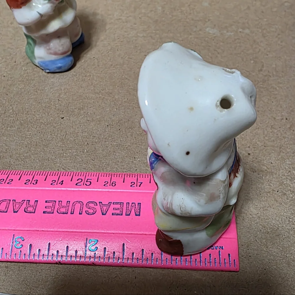 Vtg Mini Cowboy Cowgirl Salt Pepper Shaker Set #173